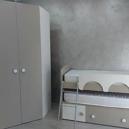 Antadia ゲストハウス パレルモ